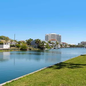 Shoreline Towers Townhouse 4-4 Destin