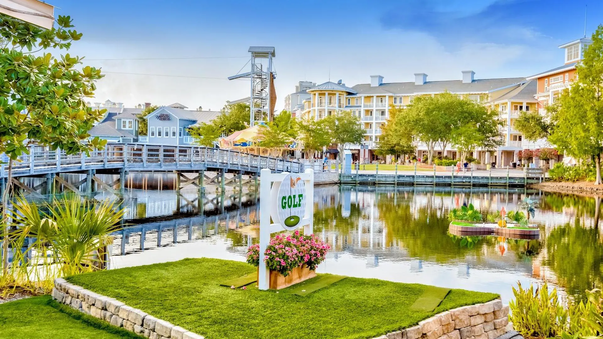 Hotel Luau 7012 Miramar Beach USA