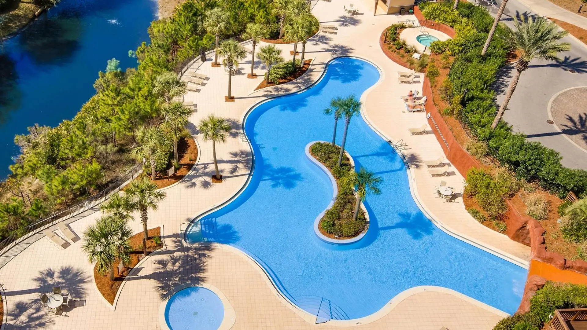 Hotel Luau 7012 Miramar Beach