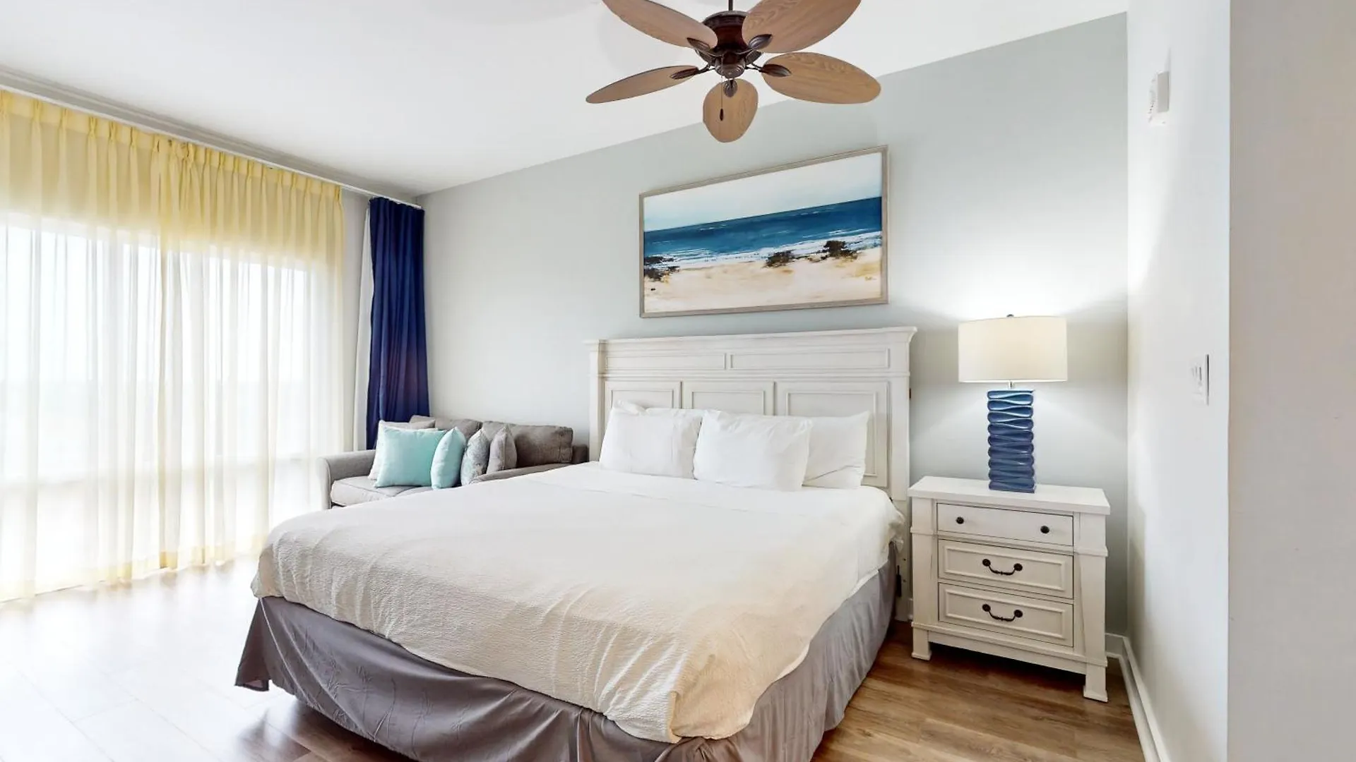 Hotel Luau 7012 Miramar Beach